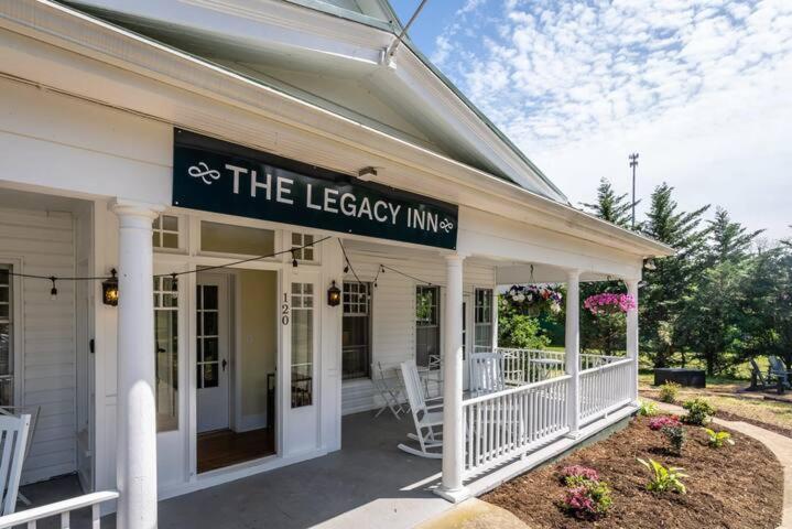 The Legacy Inn Luray Buitenkant foto